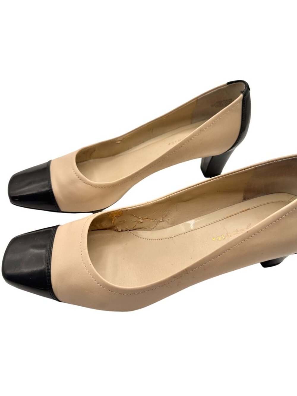 Easy Spirit Size 7.5 Beige & Black Leather Kitten Heel Pumps - Picture 11 of 14